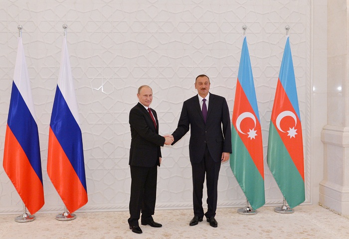 Azerbaijani, Russian presidents discuss situation on border